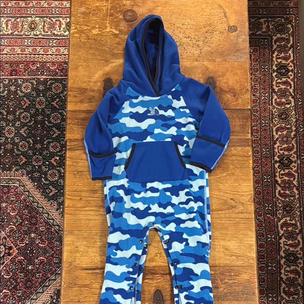 The North Face Kids Blue Camo onesie Hoodie
